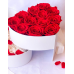 Διώροφη καρδιά με κόκκινα τριαντάφυλλα και κρυφή θήκη για έκπληξη!